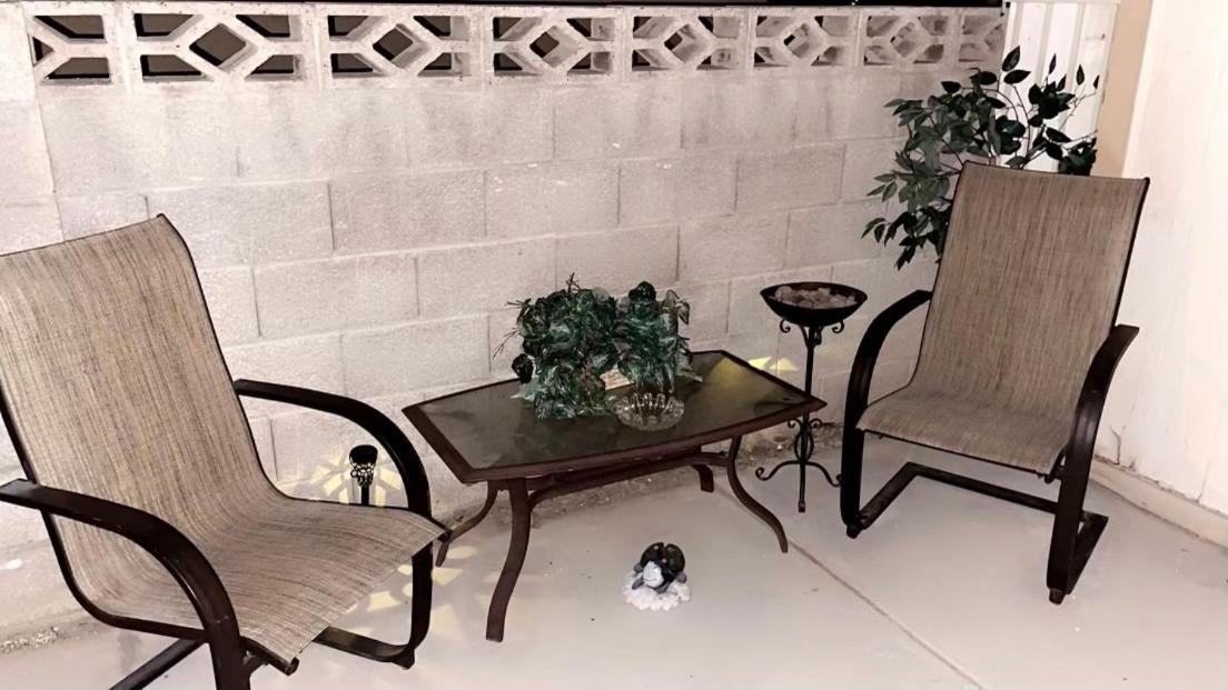 Guest House , 5 Min Away From Las Airport. Las Vegas Bagian luar foto