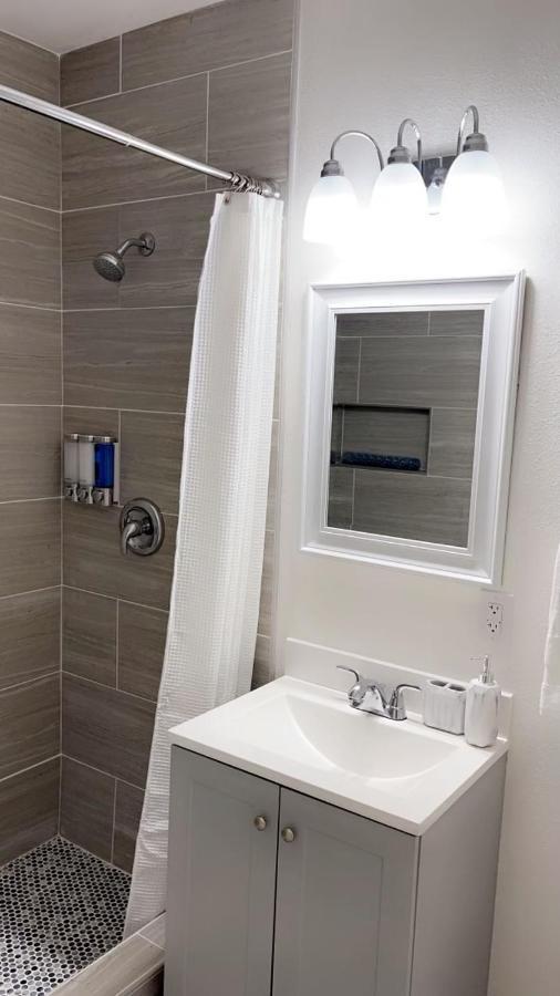 Guest House , 5 Min Away From Las Airport. Las Vegas Bagian luar foto