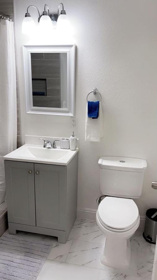 Guest House , 5 Min Away From Las Airport. Las Vegas Bagian luar foto